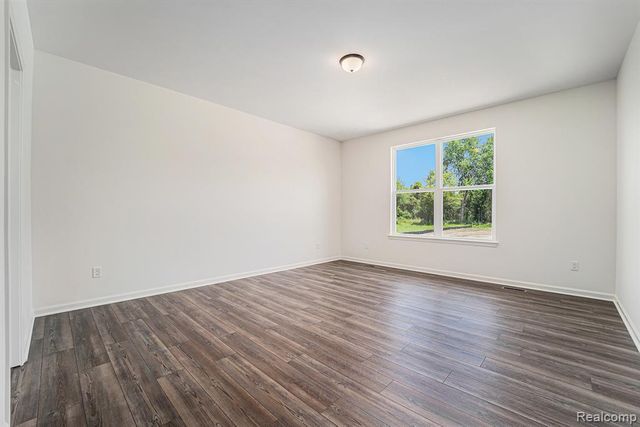 7557 Orchard Lane, Washington, MI 48095