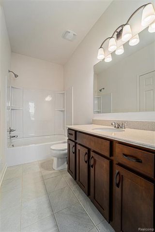 7557 Orchard Lane, Washington, MI 48095