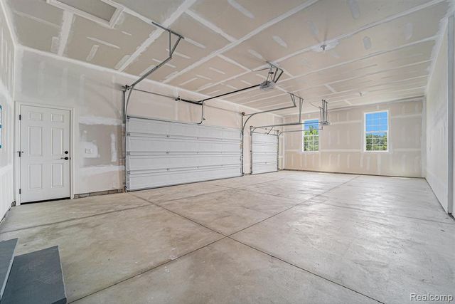 7557 Orchard Lane, Washington, MI 48095