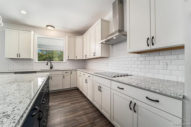 7557 Orchard Lane, Washington, MI 48095