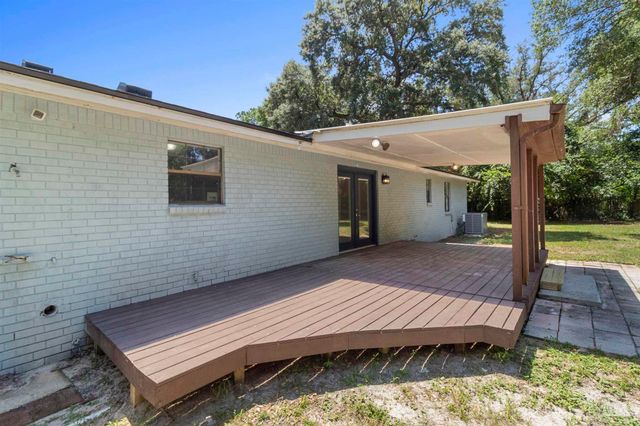 507 Polk Ave, Pensacola, FL 32507