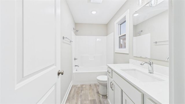 7248 Atwater Drive, Norton Shores, MI 49456