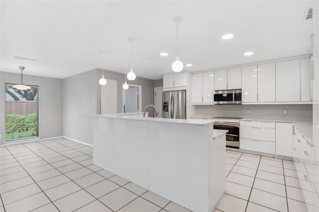 17015 Graystone Drive, Dallas, TX 75248