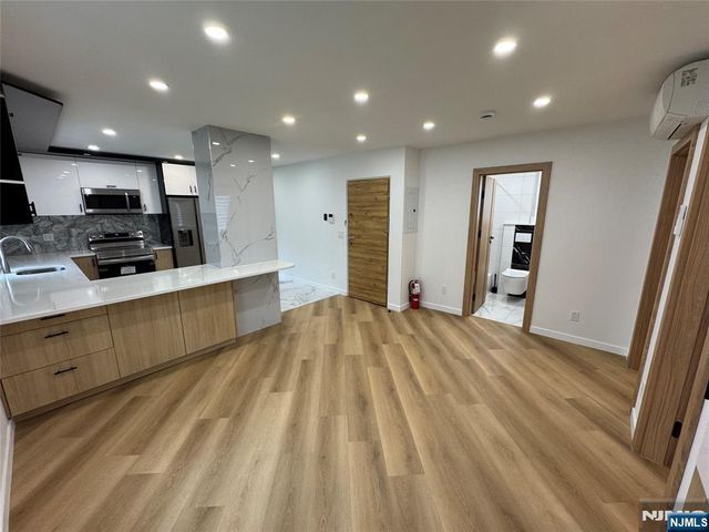 314 Union Street, Carlstadt, NJ 07072