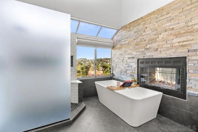5168 Frazee, Oceanside, CA 92057