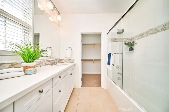 121 Baritone, Irvine, CA 92620