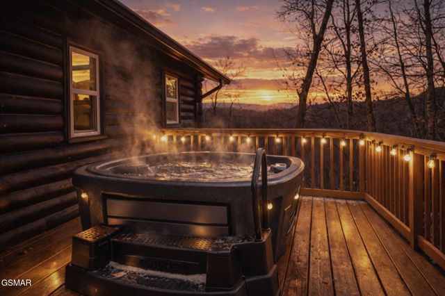 1065 Shell Mountain Road, Sevierville, TN 37876