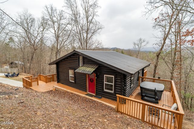 1065 Shell Mountain Road, Sevierville, TN 37876
