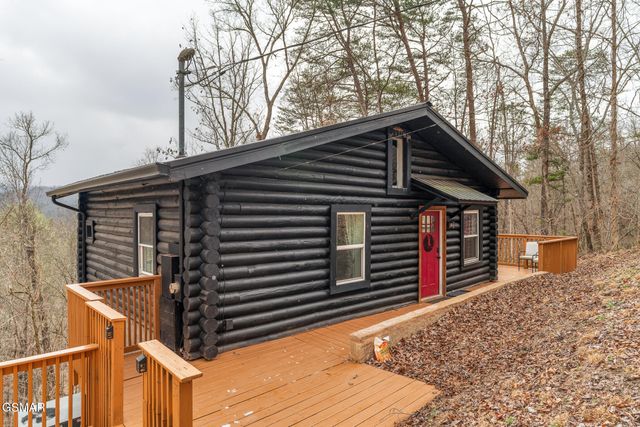 1065 Shell Mountain Road, Sevierville, TN 37876