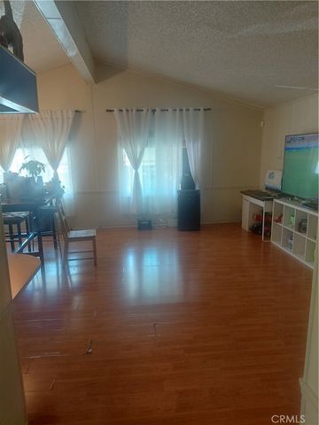 2686 W Mill 59, San Bernardino, CA 92410