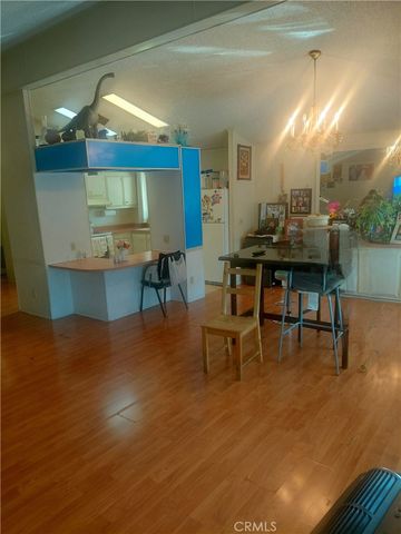 2686 W Mill 59, San Bernardino, CA 92410