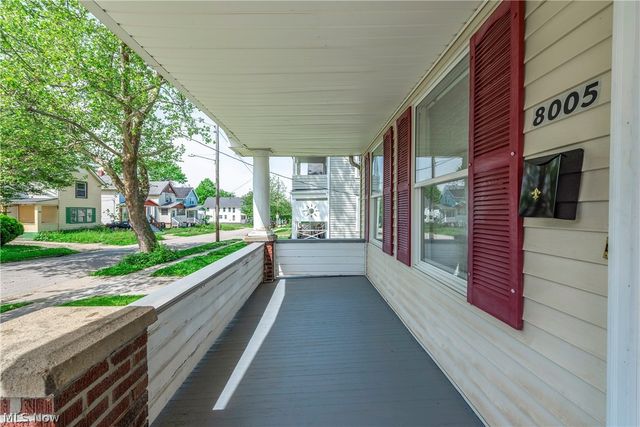 8005 Vineyard Avenue, Cleveland, OH 44105