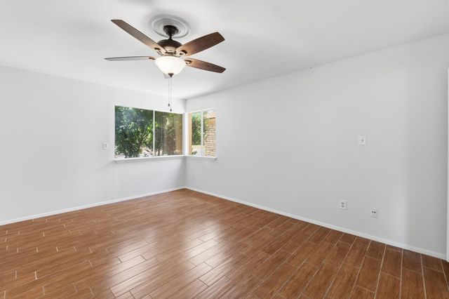 10218 Missel Thrush DR, Austin, TX 78750