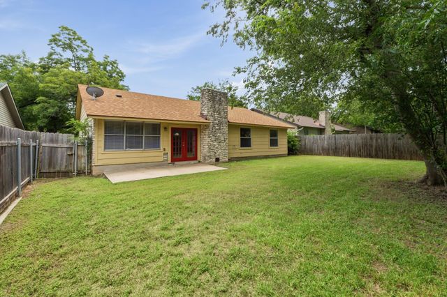 10218 Missel Thrush DR, Austin, TX 78750