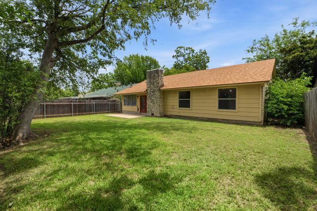 10218 Missel Thrush DR, Austin, TX 78750