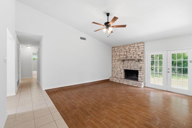 10218 Missel Thrush DR, Austin, TX 78750