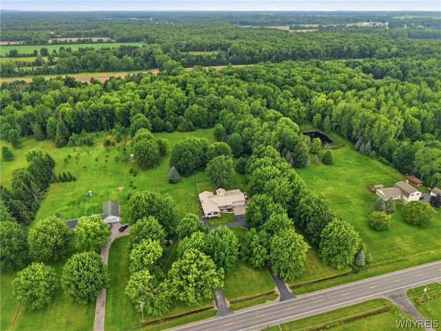 3820 Beebe Road, Wilson, NY 14108