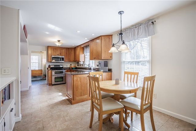 16 Alleyns Rise, Perinton, NY 14450