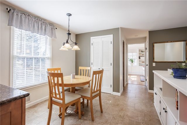 16 Alleyns Rise, Perinton, NY 14450