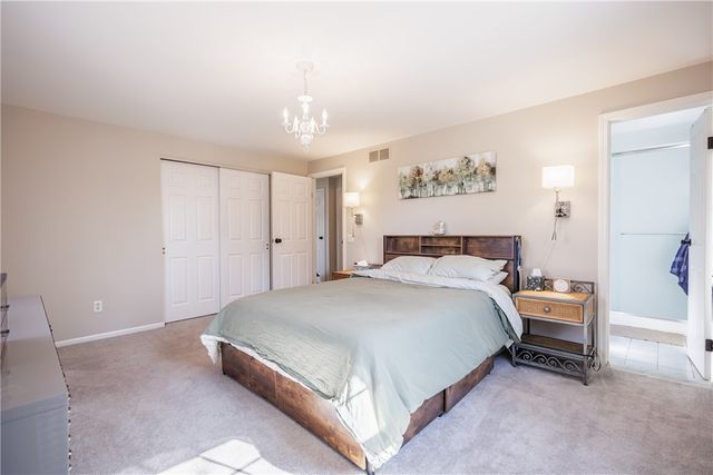 16 Alleyns Rise, Perinton, NY 14450