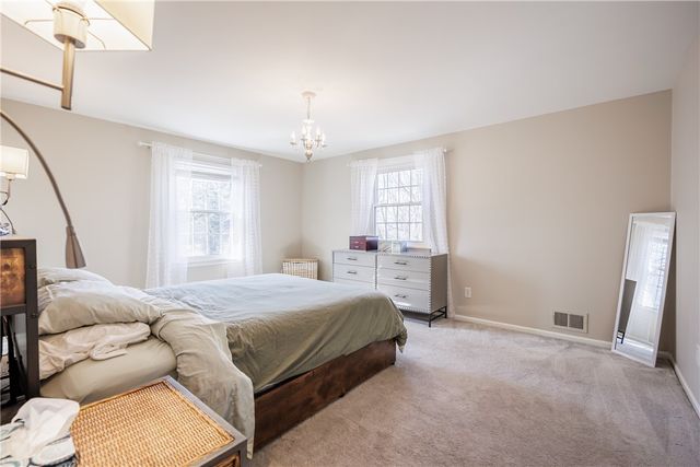 16 Alleyns Rise, Perinton, NY 14450