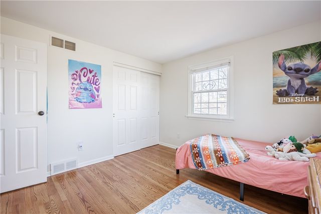 16 Alleyns Rise, Perinton, NY 14450