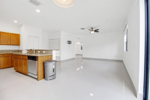 15267 SW 173rd Ln, Miami, FL 33187