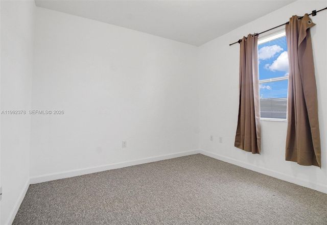 15267 SW 173rd Ln, Miami, FL 33187