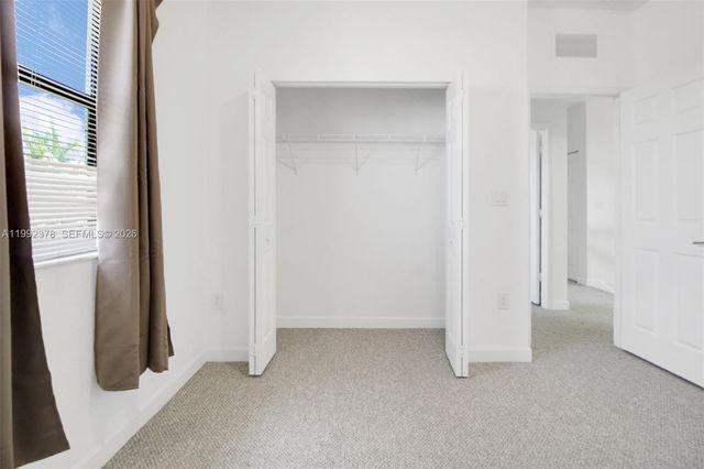 15267 SW 173rd Ln, Miami, FL 33187