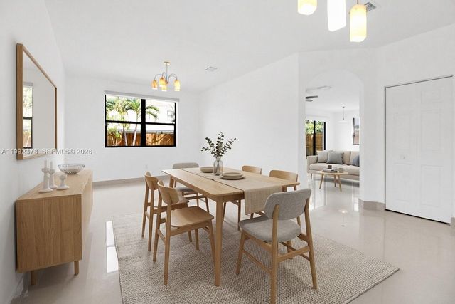 15267 SW 173rd Ln, Miami, FL 33187