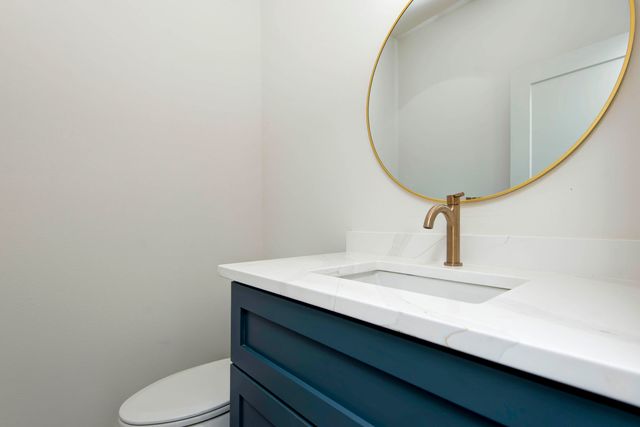 6006 S Holland Avenue, Springfield, MO 65810