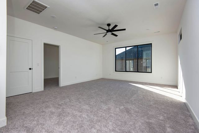 6006 S Holland Avenue, Springfield, MO 65810