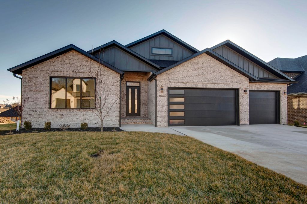 6006 S Holland Avenue, Springfield, MO 65810