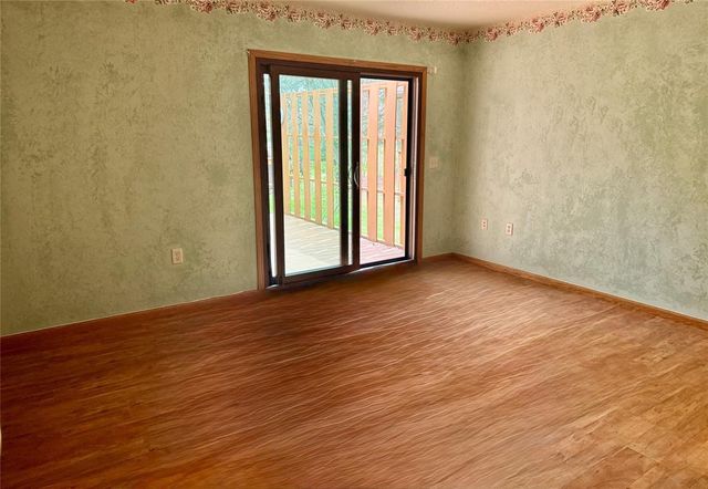 945 Cambridge Court, Altoona, WI 54720