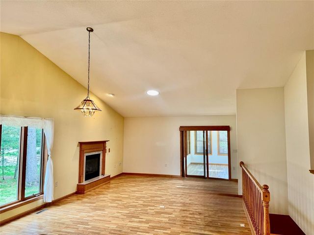 945 Cambridge Court, Altoona, WI 54720