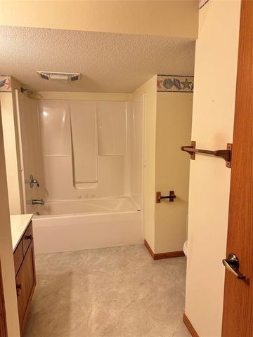945 Cambridge Court, Altoona, WI 54720