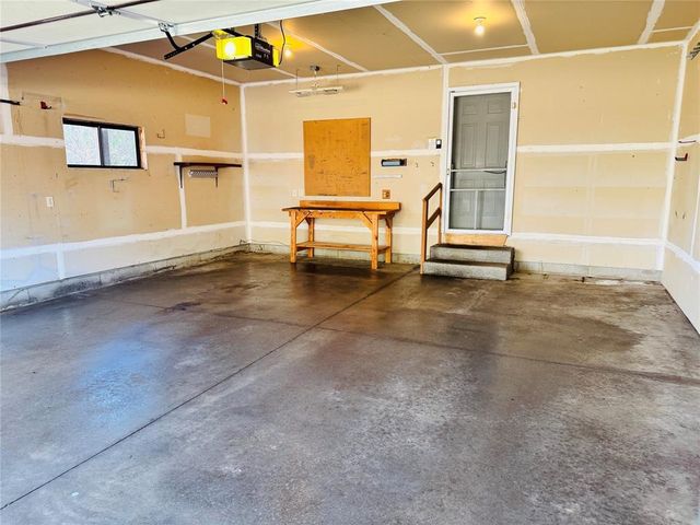 945 Cambridge Court, Altoona, WI 54720