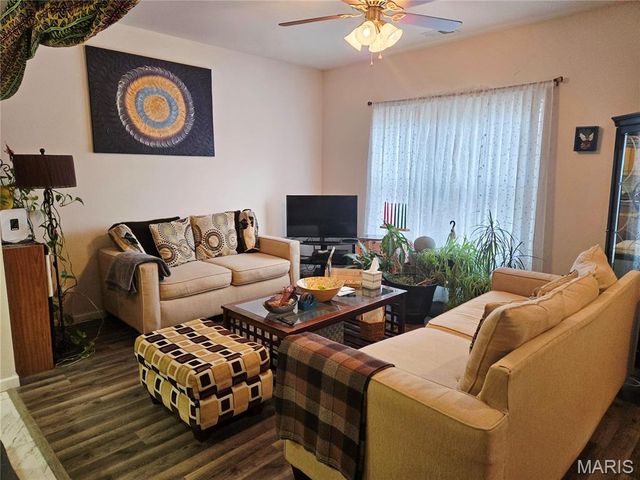 1367 Pennsylvania Avenue, East St Louis, IL 62205