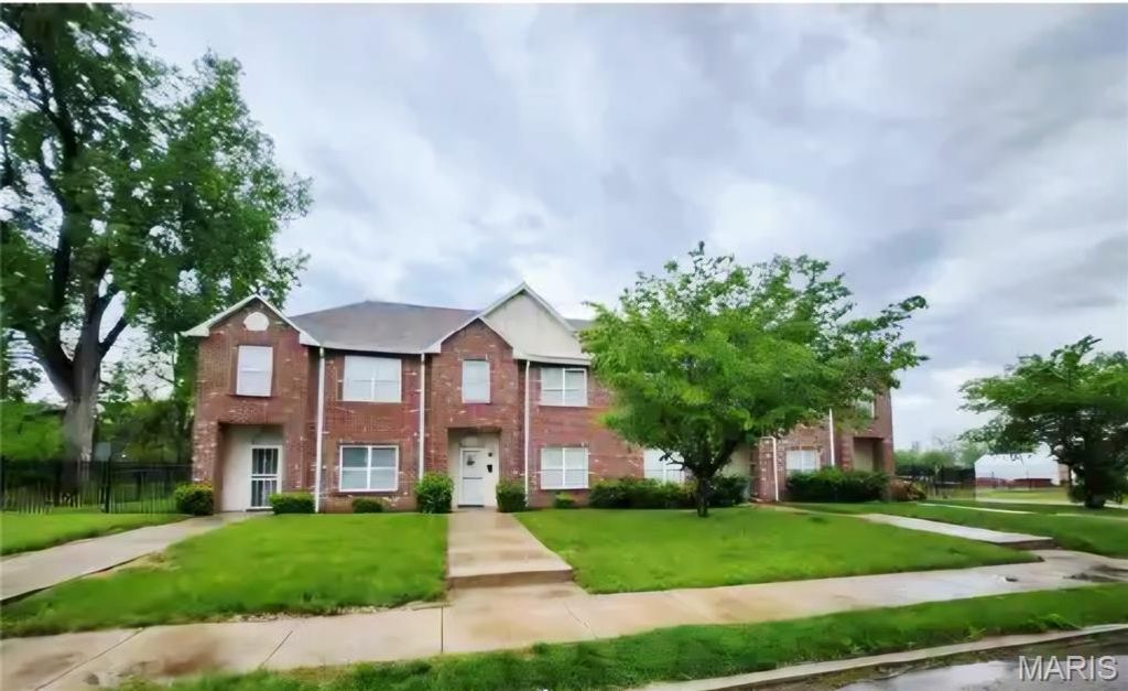 1367 Pennsylvania Avenue, East St Louis, IL 62205