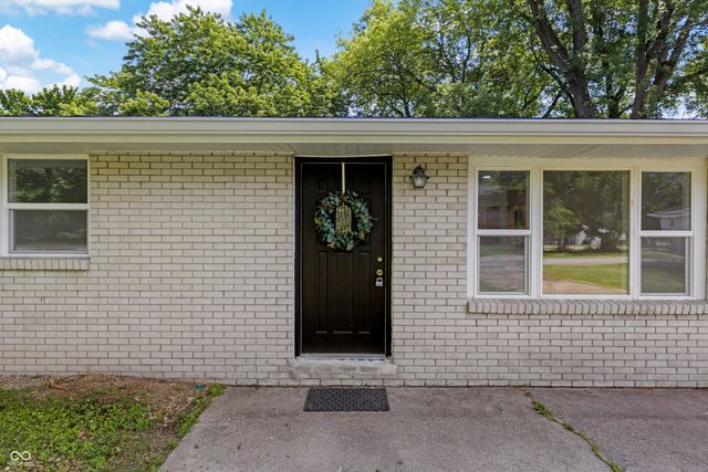 5961 N 200 W, Columbus, IN 47201