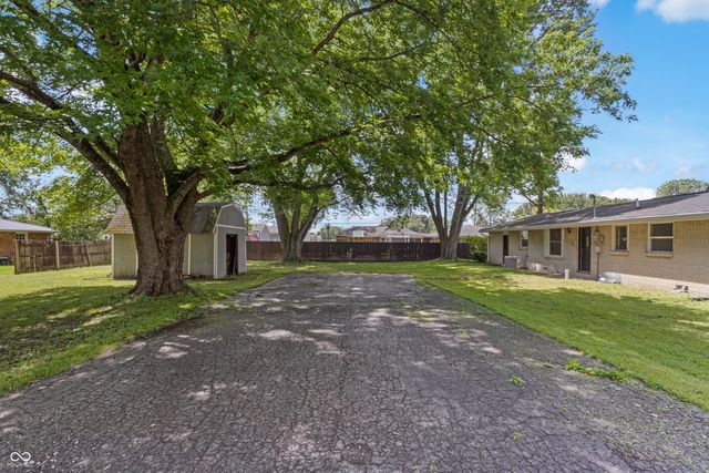 5961 N 200 W, Columbus, IN 47201