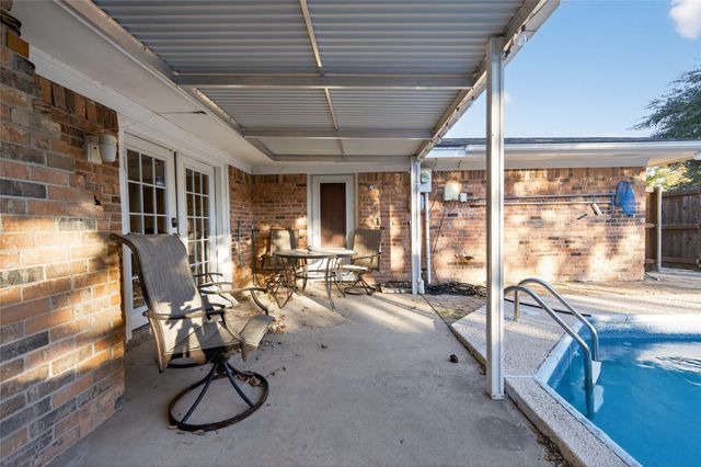 2704 Parkhaven Drive, Plano, TX 75075