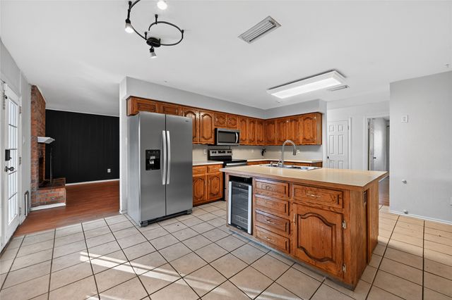 2704 Parkhaven Drive, Plano, TX 75075