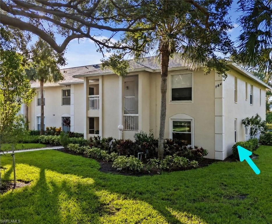 784 Landover CIR 104, NAPLES, FL 34104 — exterior