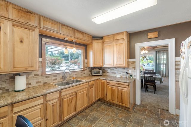 20341 Old Highway 99 SW, Centralia, WA 98531