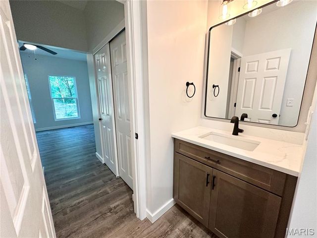 144 Jabin Farm Road, Wright City, MO 63390