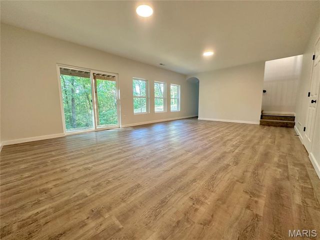 144 Jabin Farm Road, Wright City, MO 63390