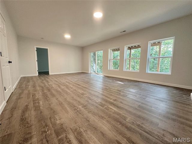 144 Jabin Farm Road, Wright City, MO 63390