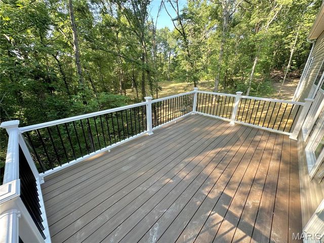 144 Jabin Farm Road, Wright City, MO 63390