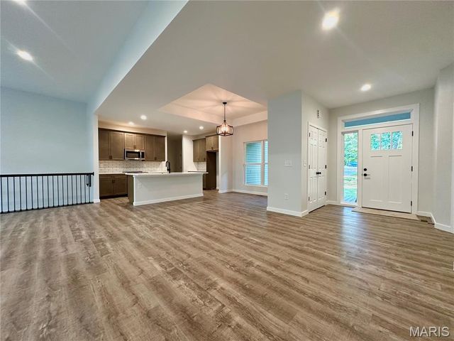 144 Jabin Farm Road, Wright City, MO 63390